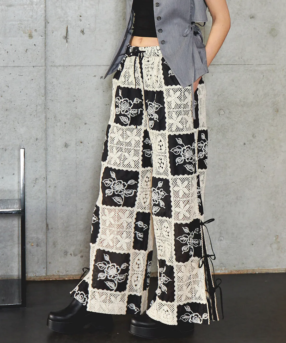 【25SUMMER PRE-ORDER】Embroidery Easy Pants