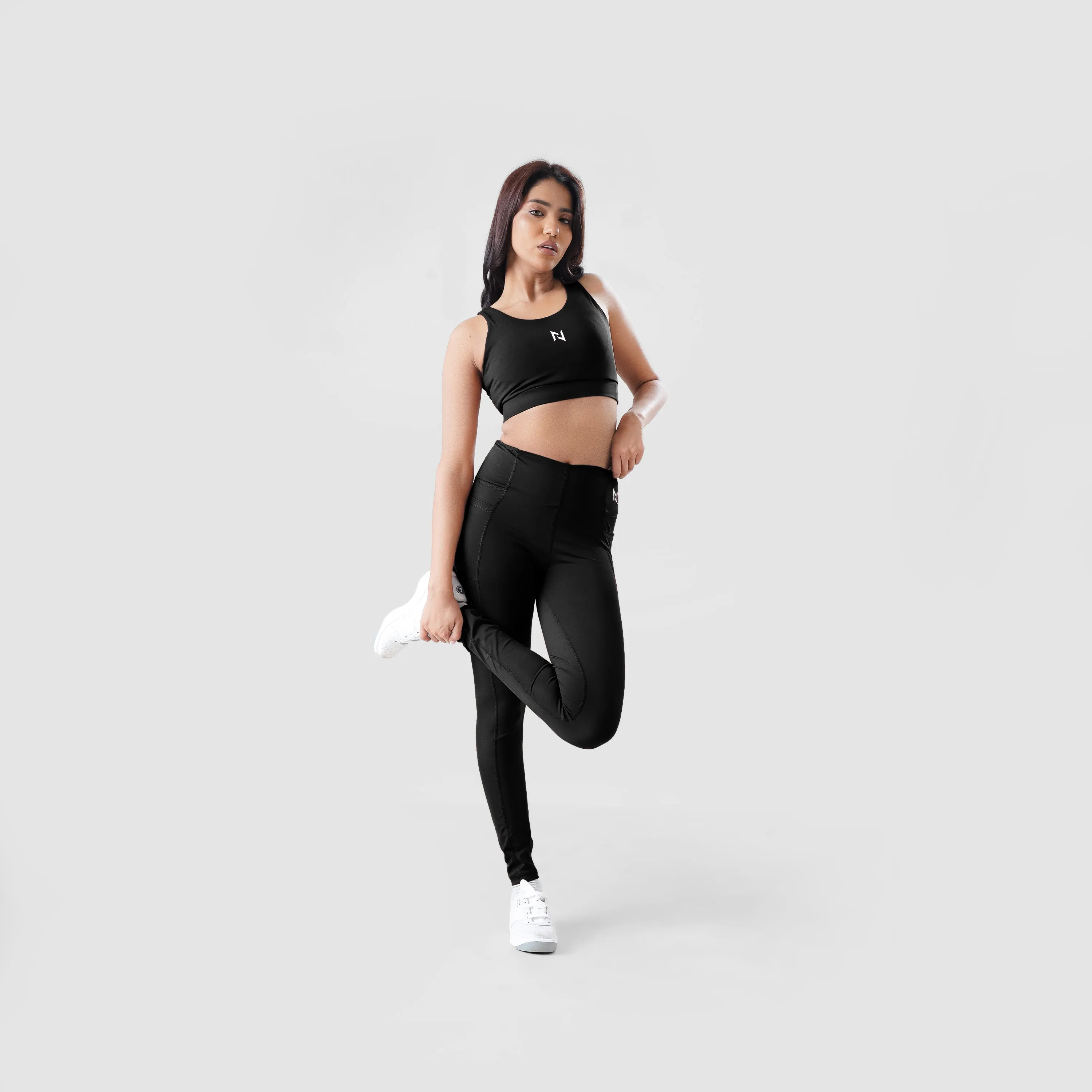 Aero Dry Sports Bra Black