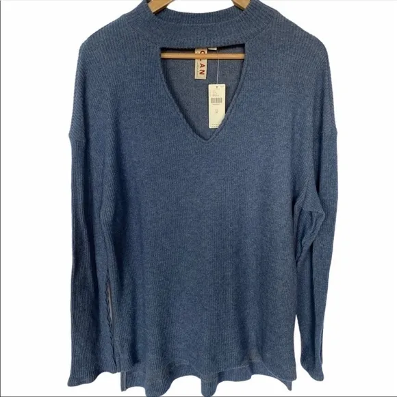 ANTHROPOLOGIE Dolan Left Coast Rebbeca Cut Out Top Sweater in Blue