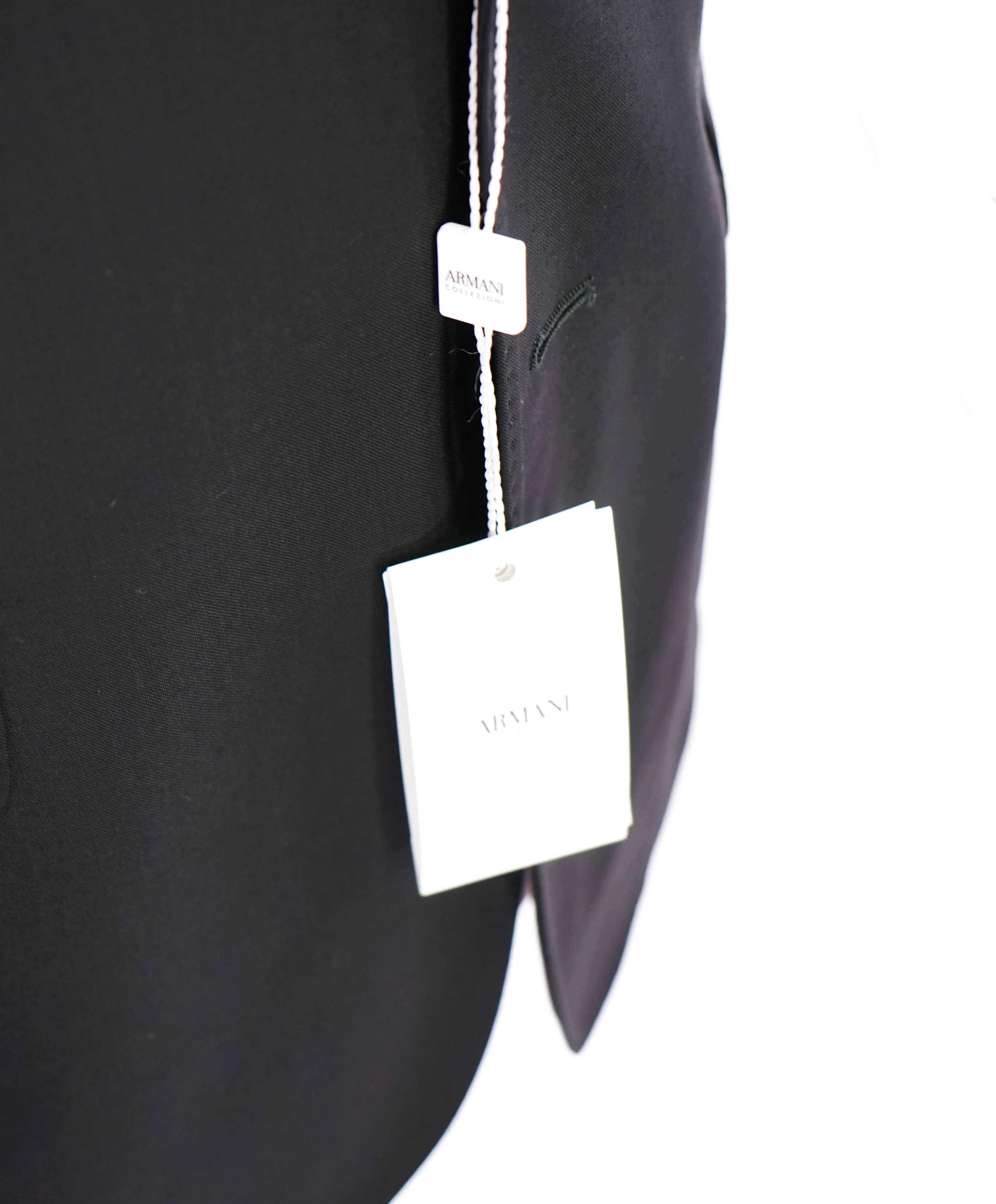 ARMANI COLLEZIONI -  "M Line" Slim Modern Black Notch Lapel Suit - 42R