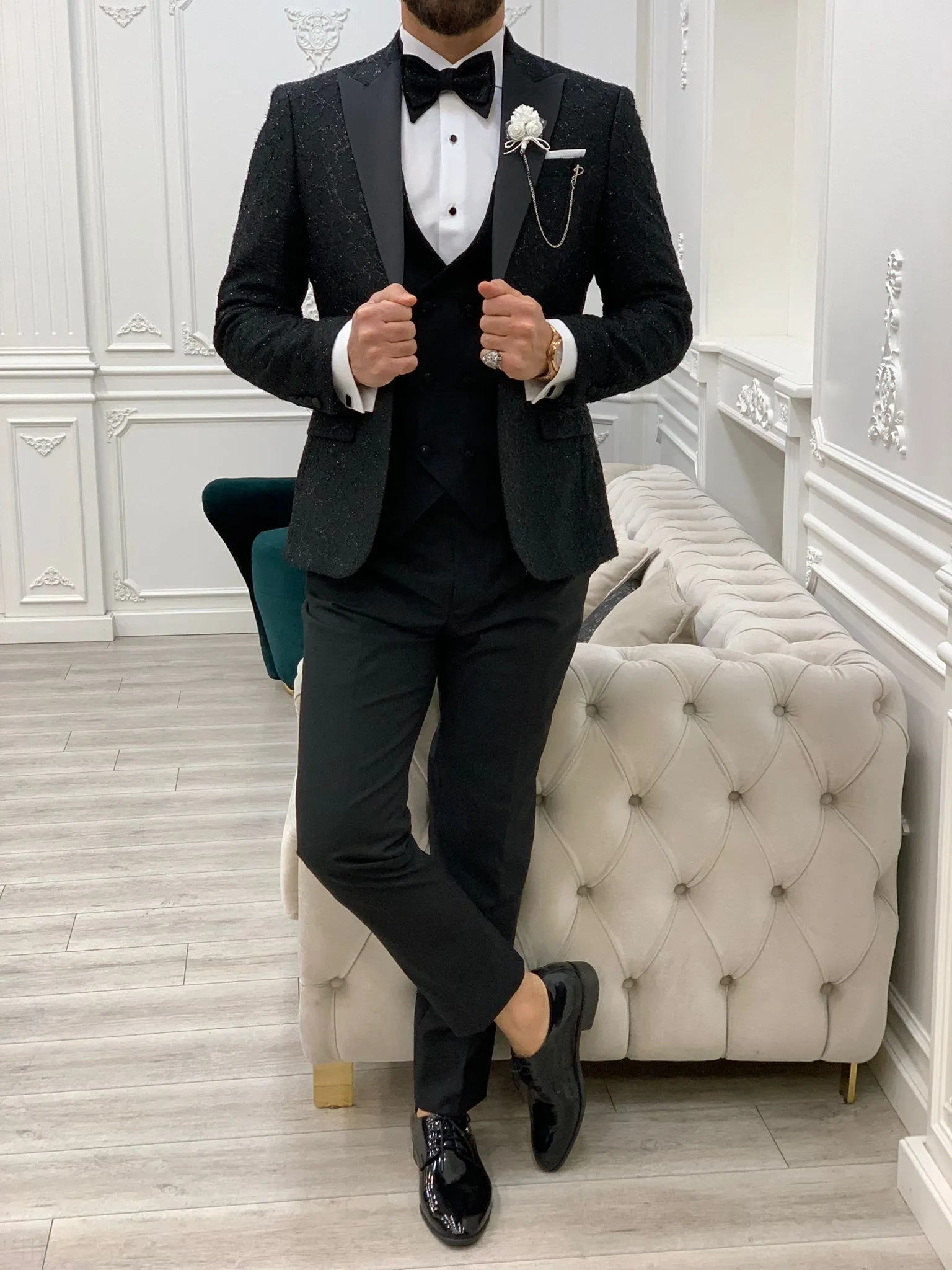 Caesar Black Slim Fit Peak Lapel Floral Patterned Tuxedo