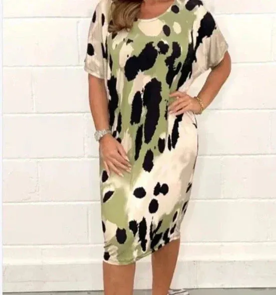 Cecile - Casual dress with leopard print.