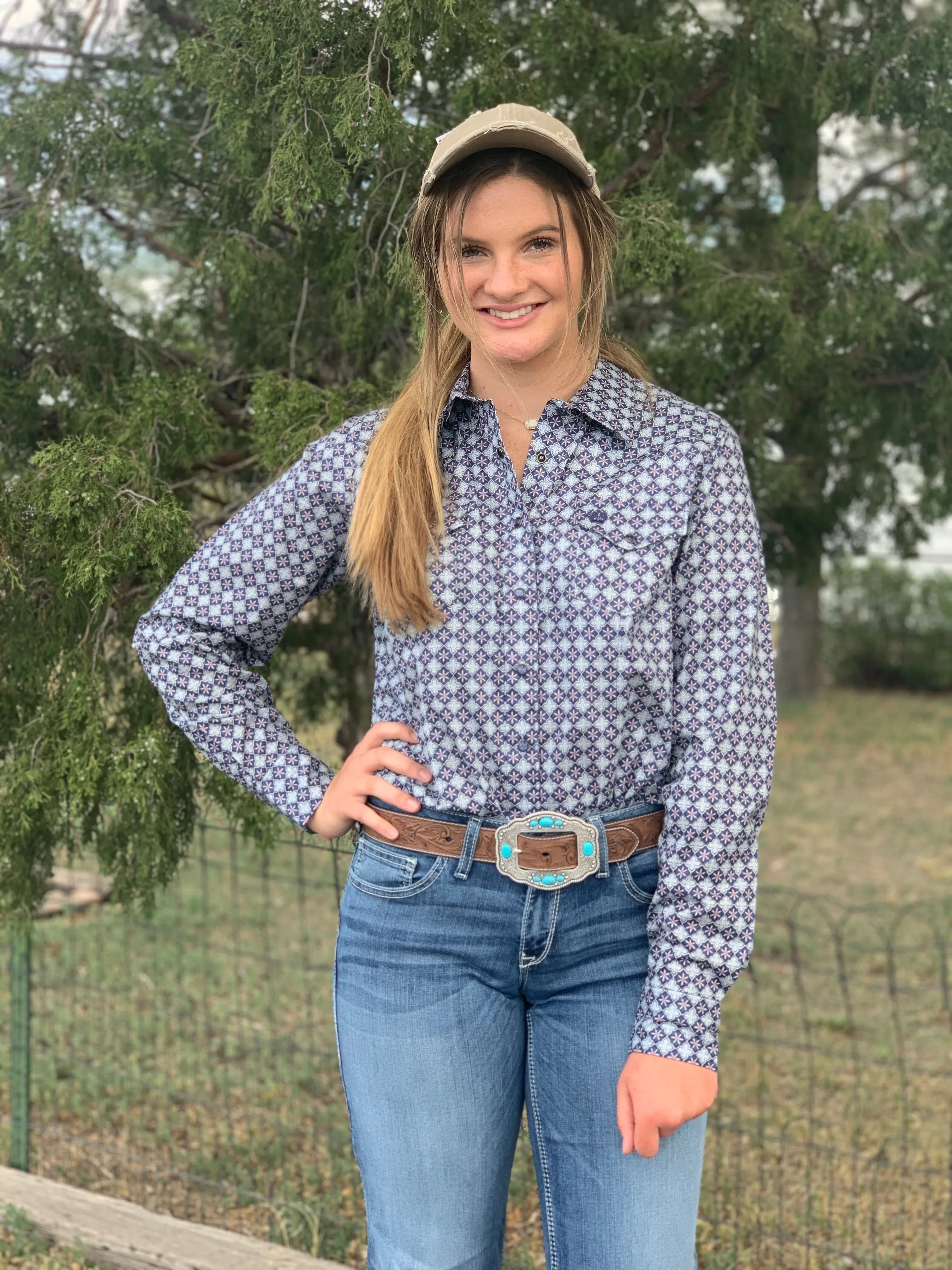 Cinch Women's Blue Print Long Sleeve Snap Front Shirt
