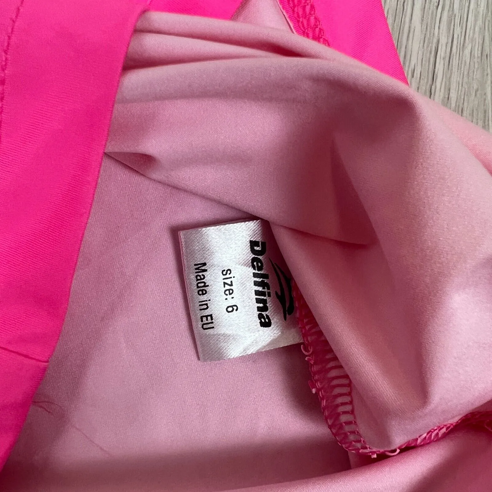 Delfina Kids Pink Swim Shirt Rash Shirt Size 6 Years - Fresh Water SLSC (2 tops)