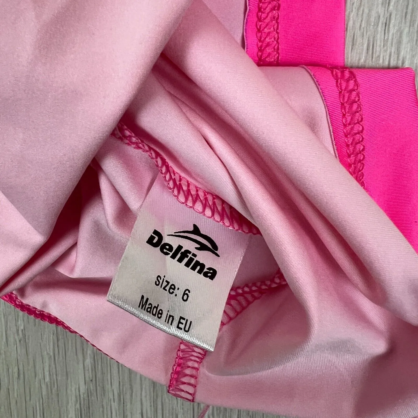 Delfina Kids Pink Swim Shirt Rash Shirt Size 6 Years - Fresh Water SLSC (2 tops)