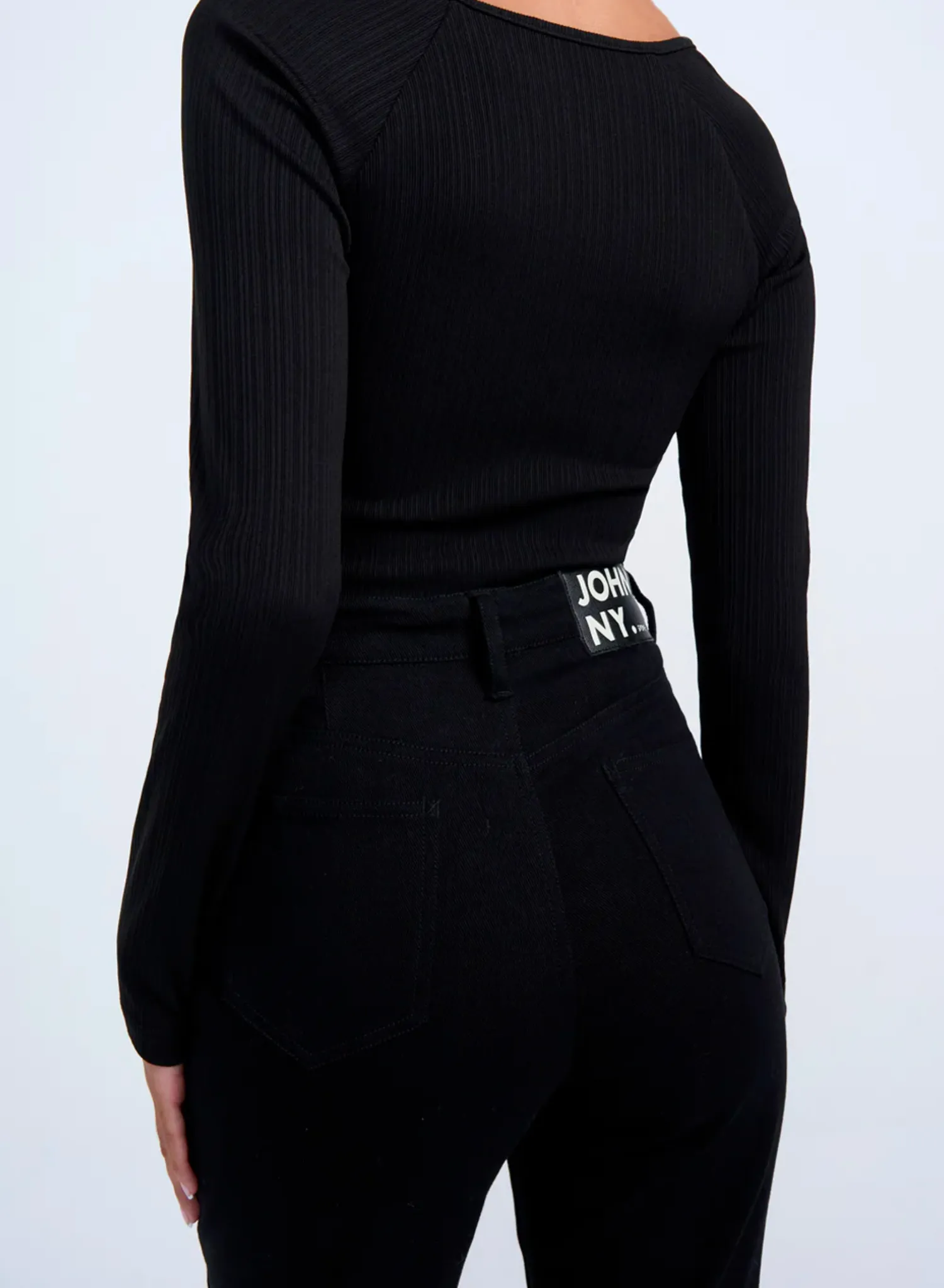 Elise Sleeve Rib Top in Black