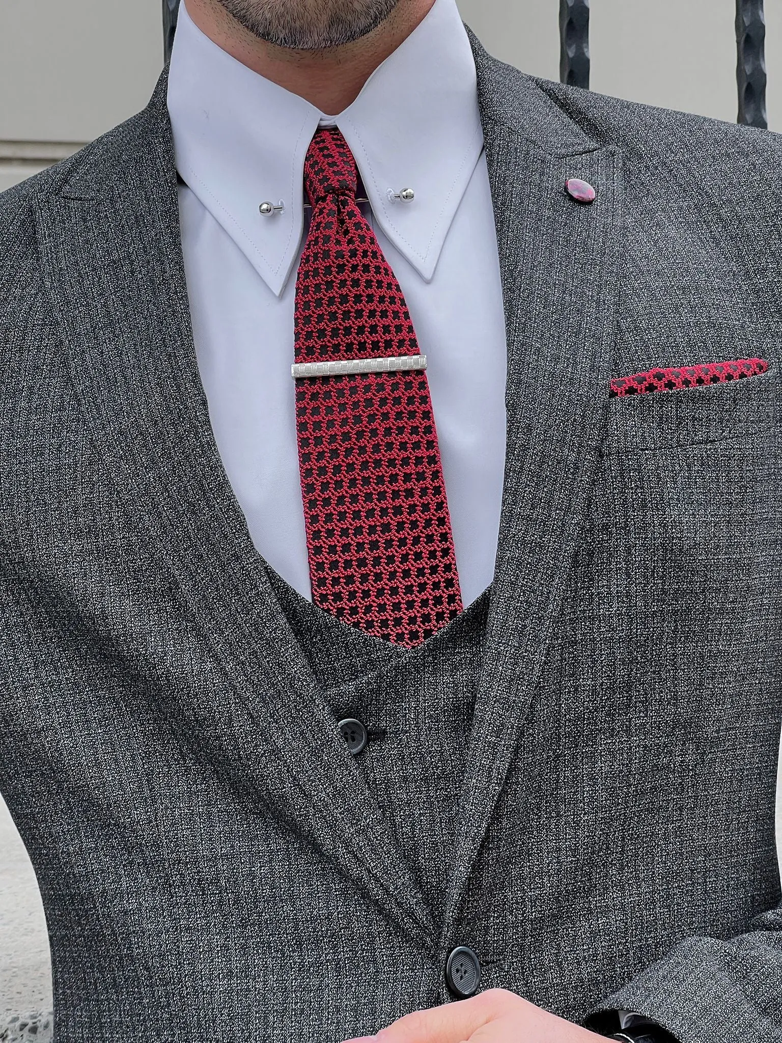 Fabio Anthracite Slim Fit Woolen Suit for the Modern Man