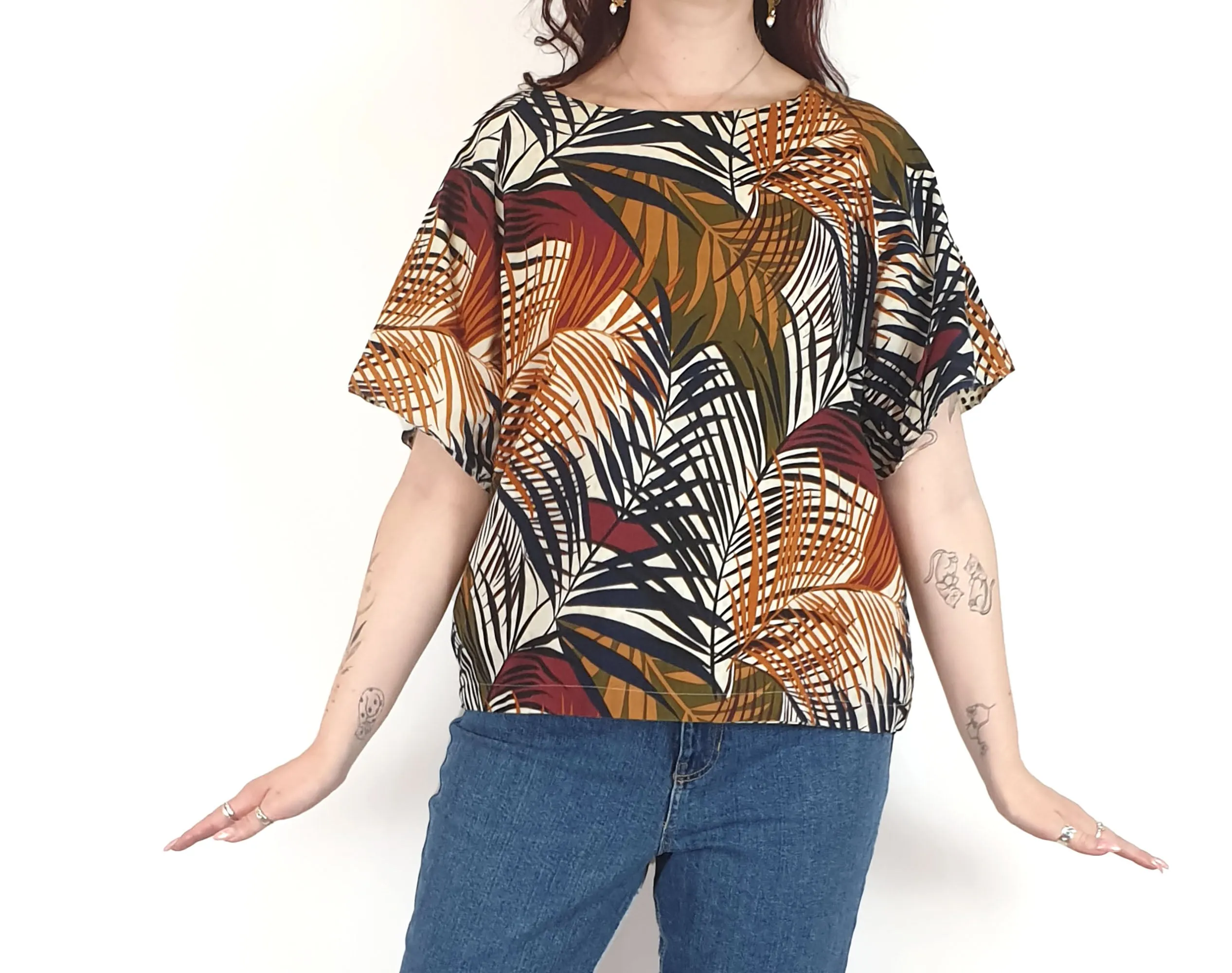 Fern print top fits size 12-14