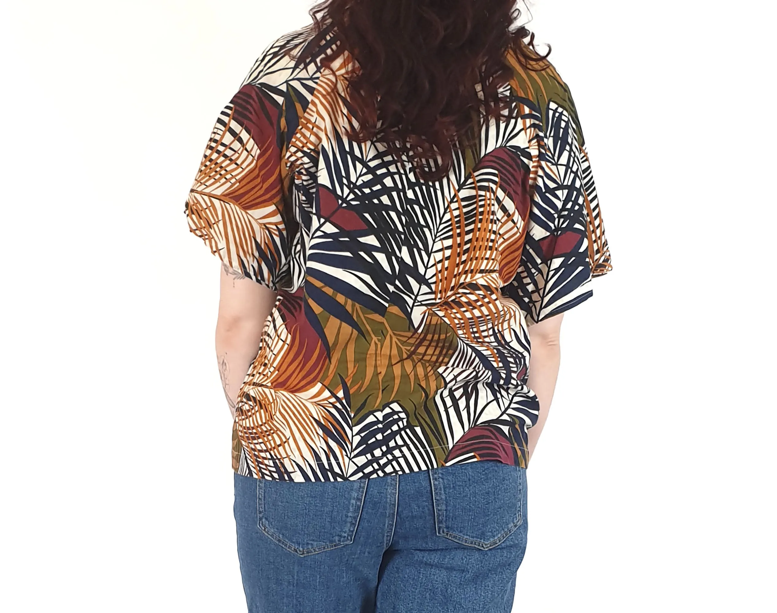 Fern print top fits size 12-14