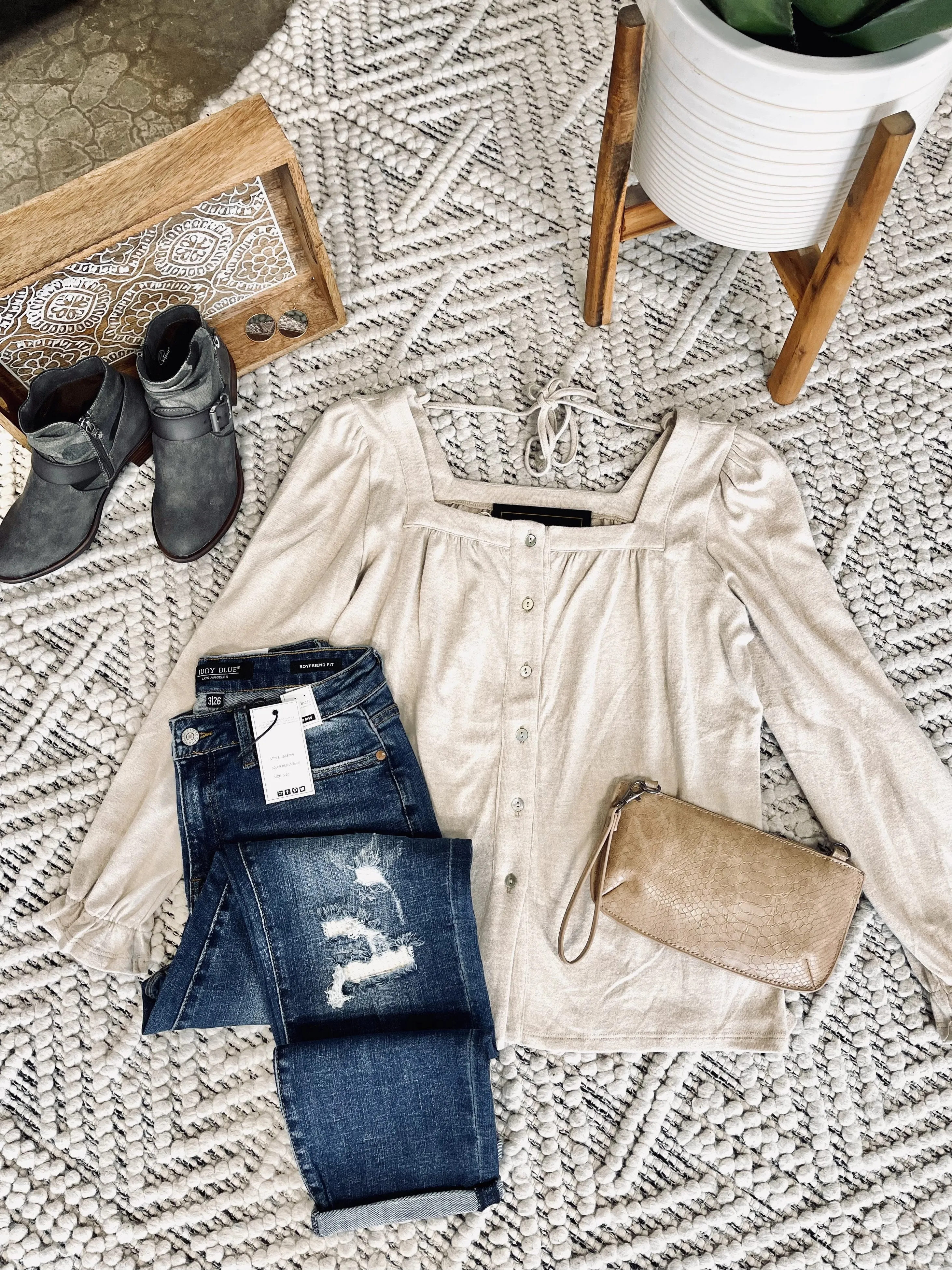 Find Your Way Back Button Down Top In Seashell