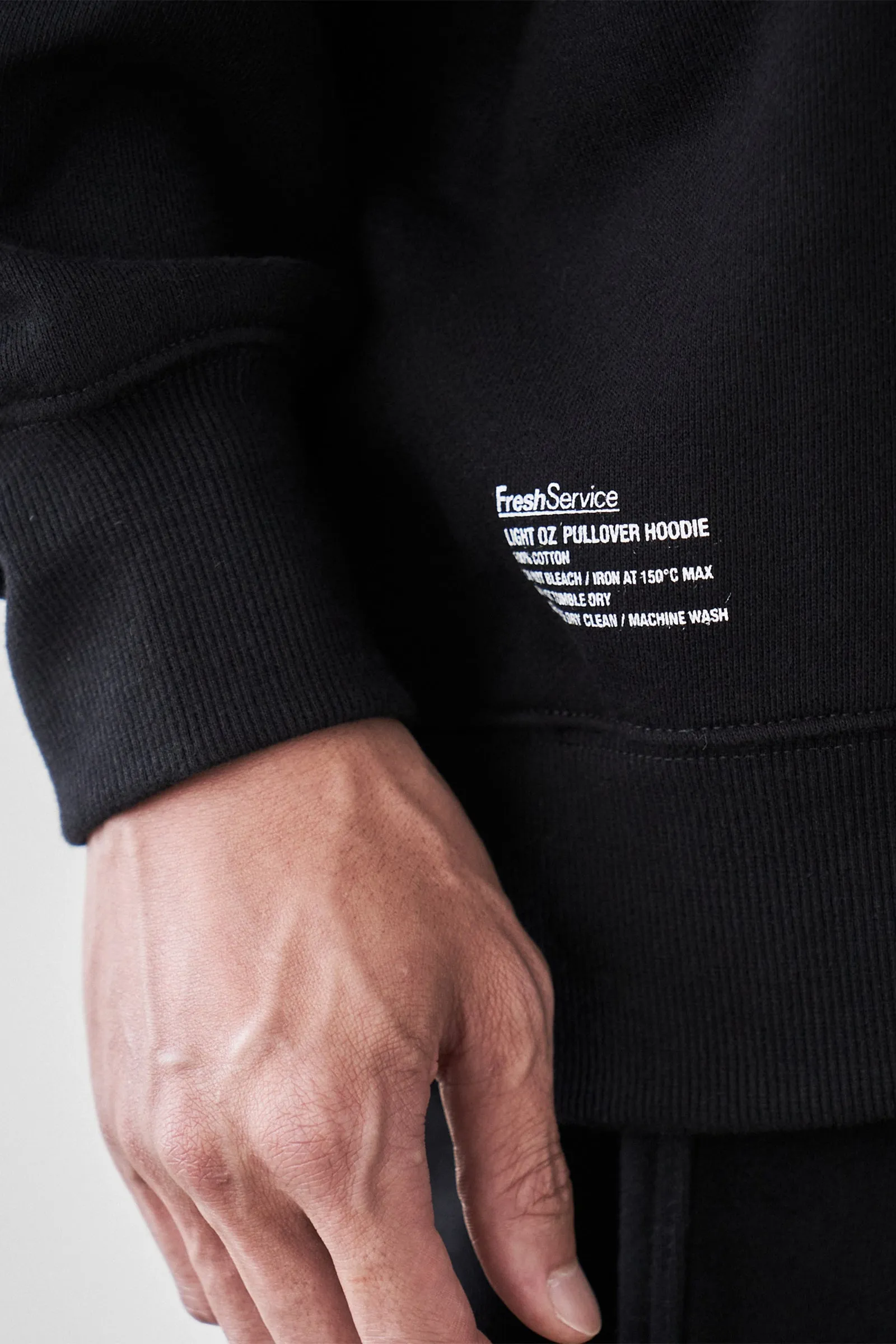 Fresh Service / Light Oz Pullover Hoodie