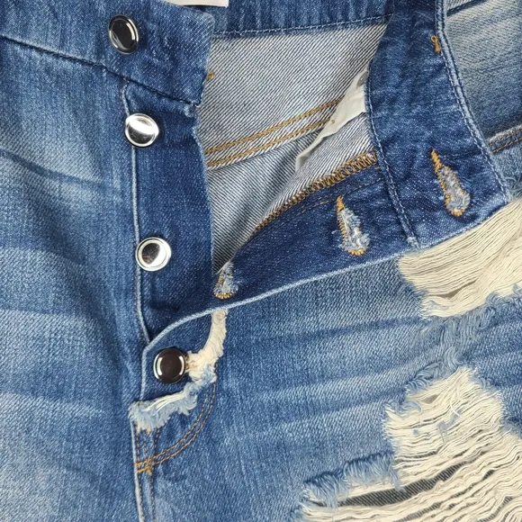 Good American Distressed Boyfriend Shorts GABSH207 Size 4/27