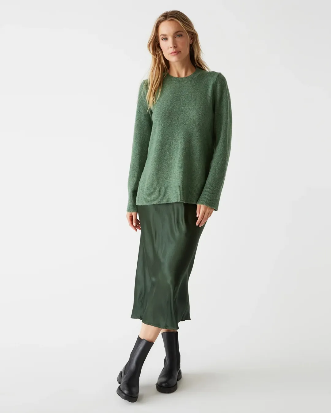 IMOGEN CREW NECK SWEATER