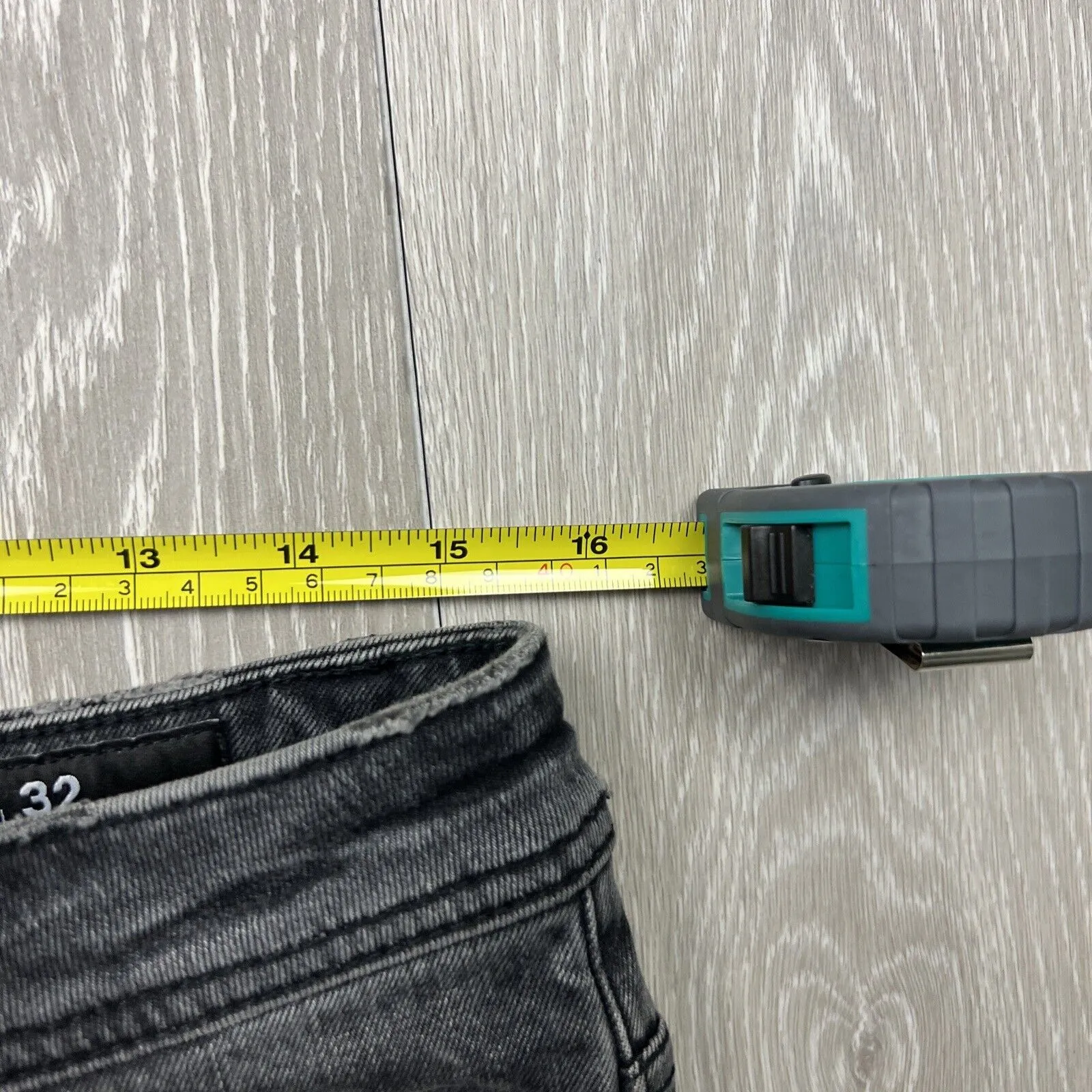 Industrie Mens The Bedford Slim Black Jeans Size 32/32