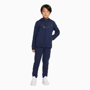 Kid's Sportswear Tech Fleece Outfit