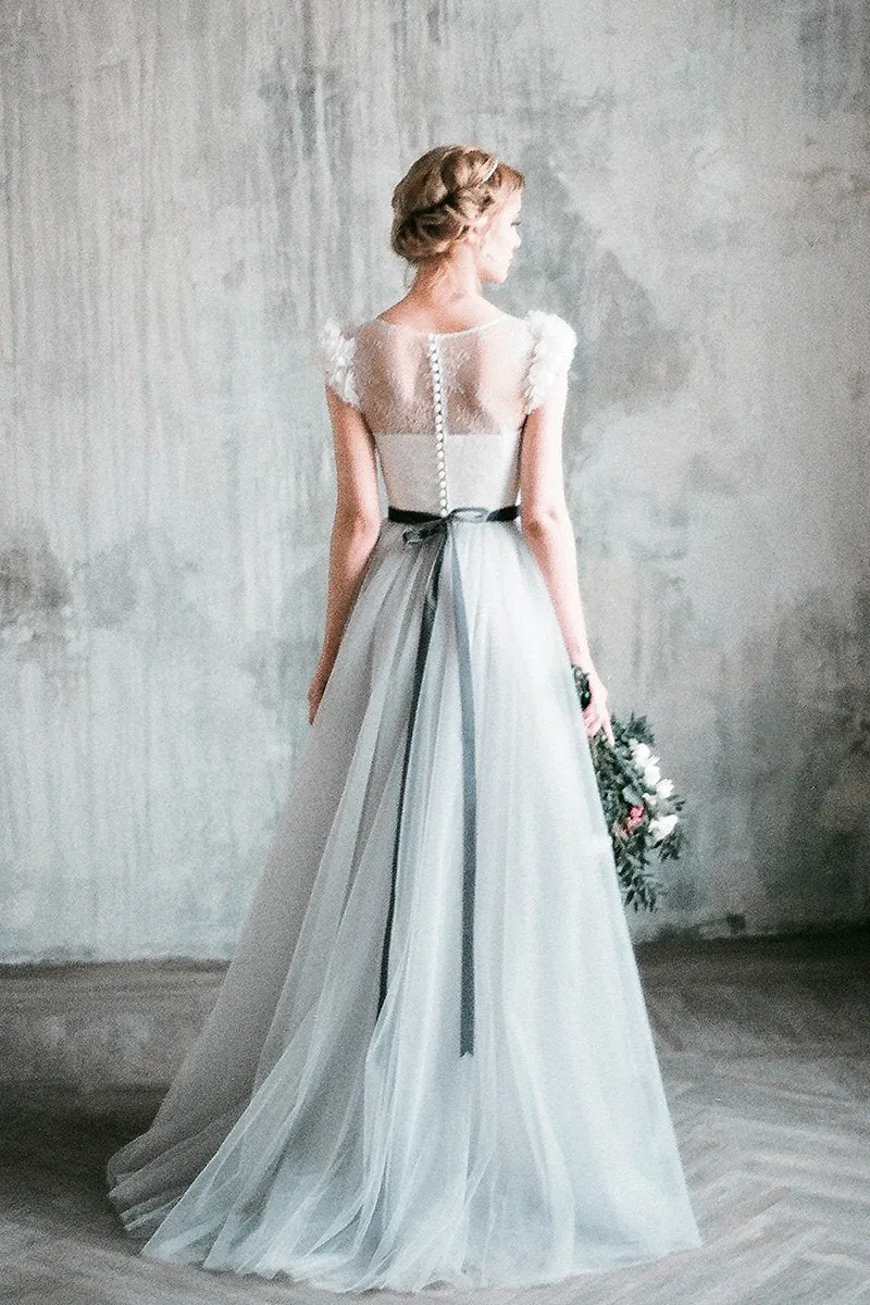 Light Gray Wedding Dress with Chiffon Flowers Sleeves