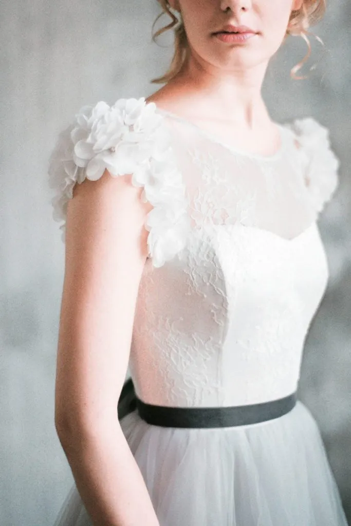 Light Gray Wedding Dress with Chiffon Flowers Sleeves