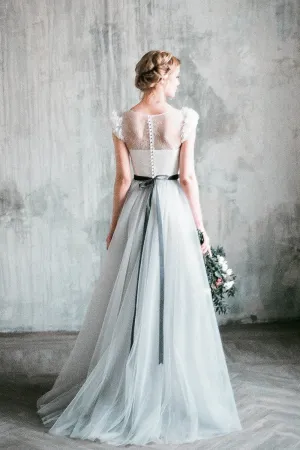 Light Gray Wedding Dress with Chiffon Flowers Sleeves