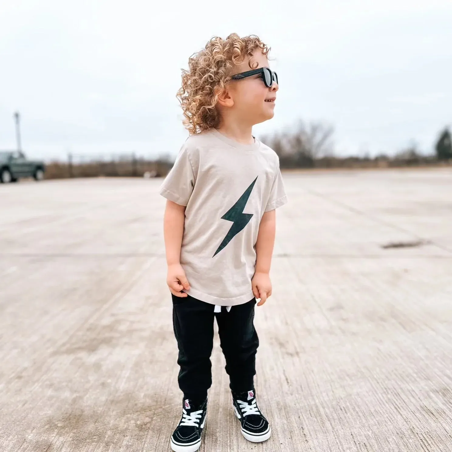 LRT- GREIGE ACID-WASH SPARK TEE