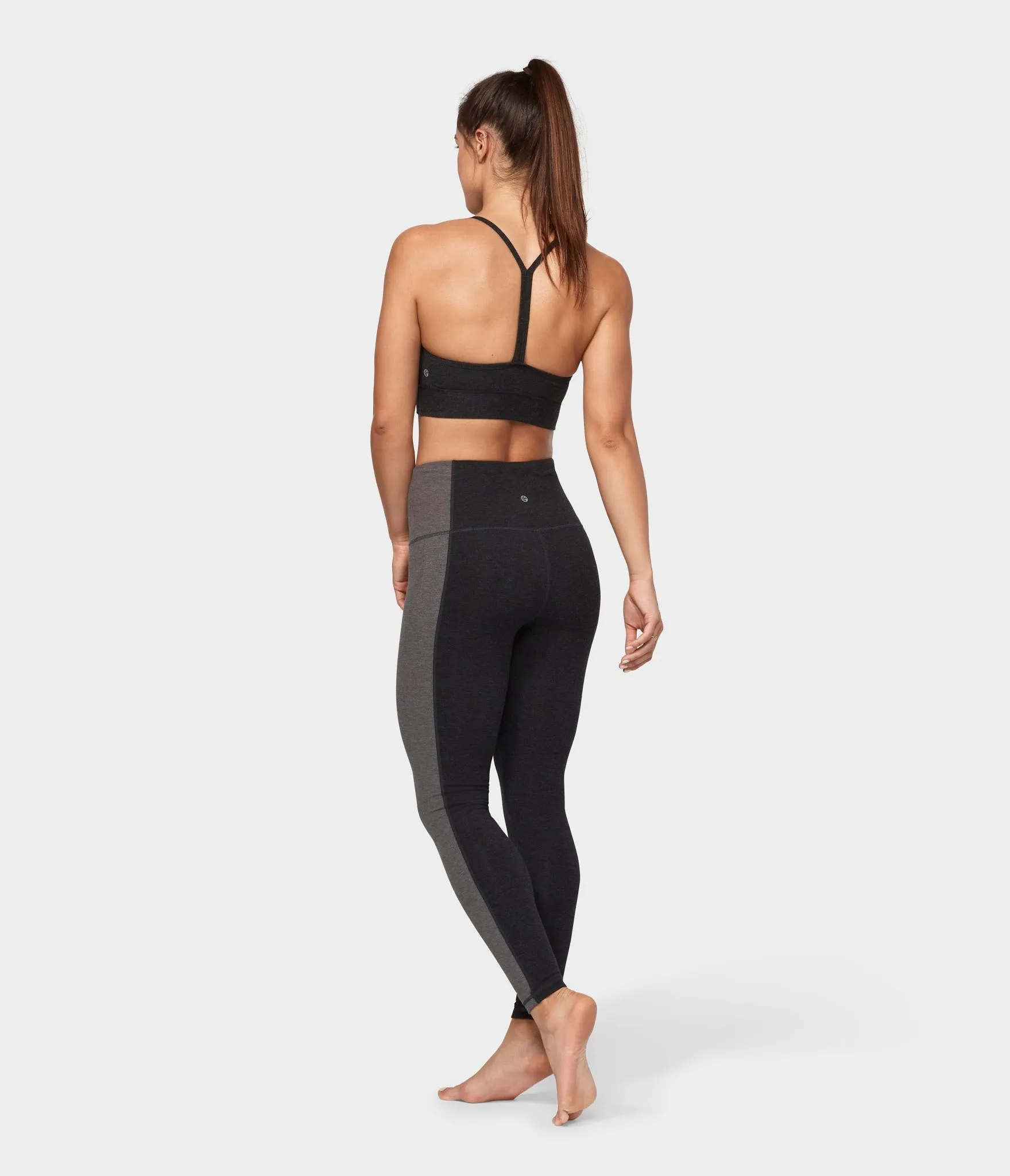 Manduka Apparel - Women's Eko Soft Blocked Bra - Dark Heather Charcoal