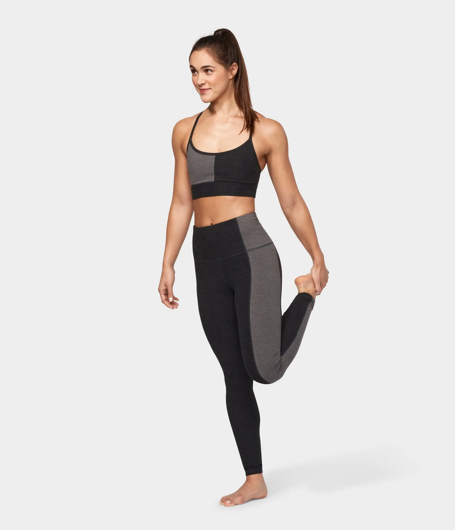 Manduka Apparel - Women's Eko Soft Blocked Bra - Dark Heather Charcoal