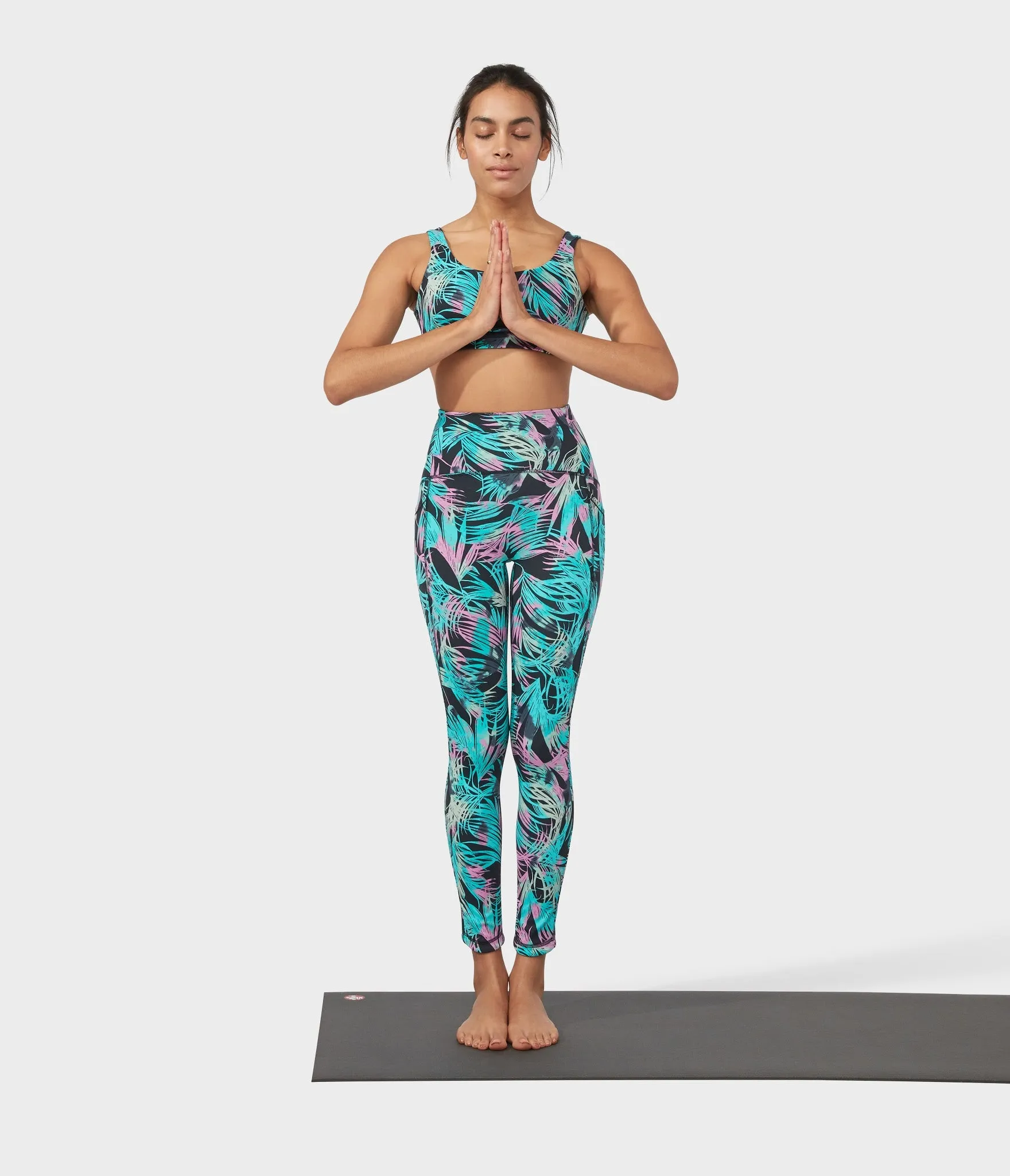 Manduka Apparel - Women's PRO Bra - Double Strap - Tropics - Black