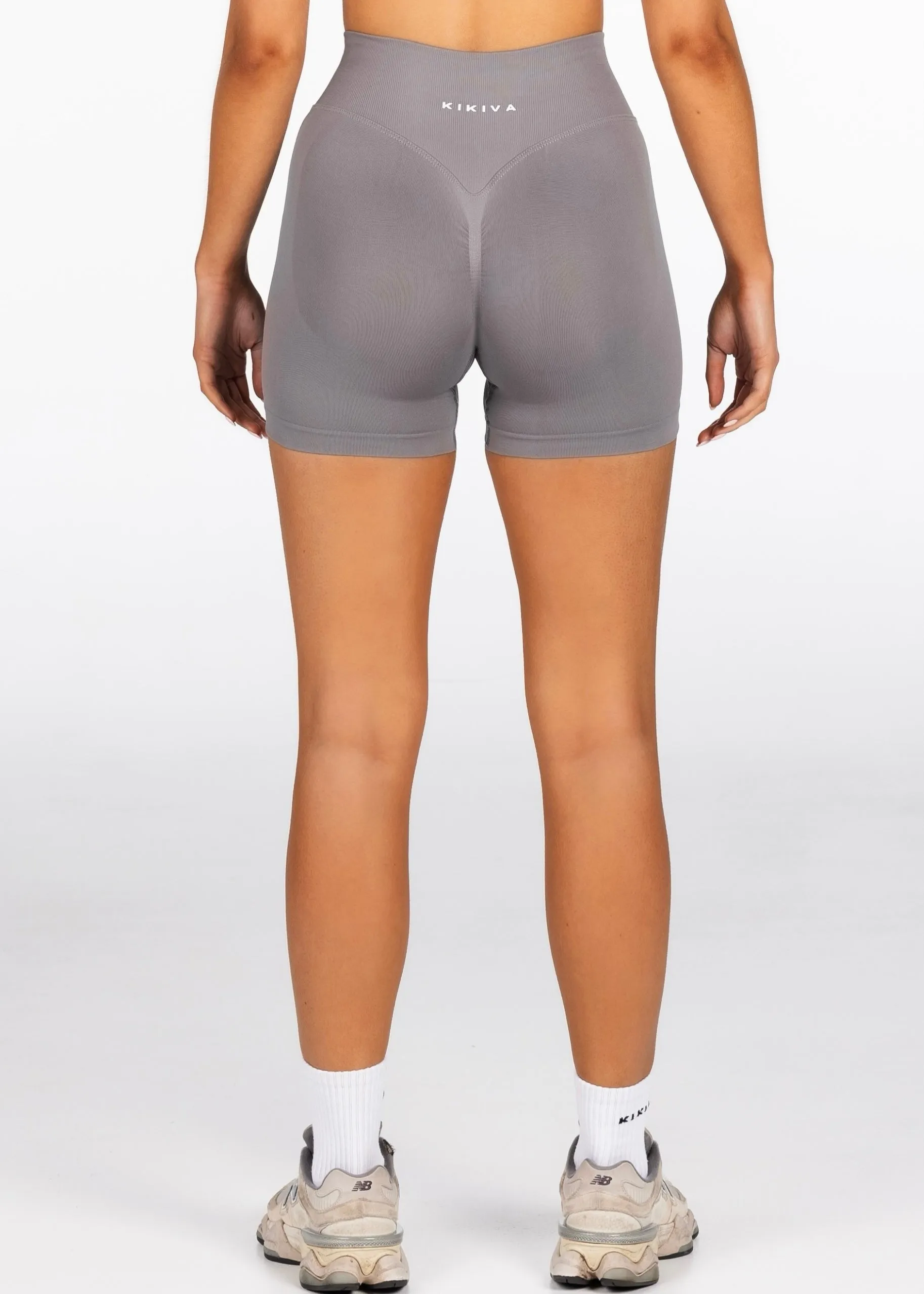 Mini Signature Scrunch Shorts - Grey