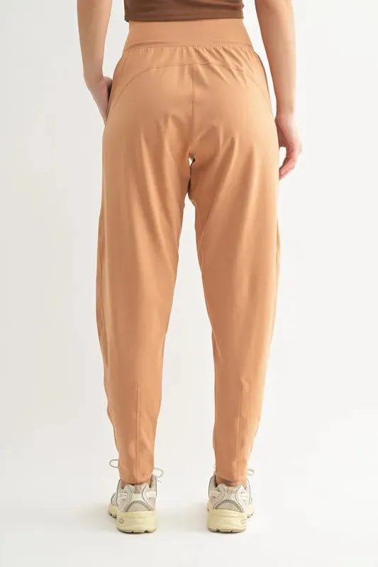 MONO B Flowbarrel High Waist Active Pants