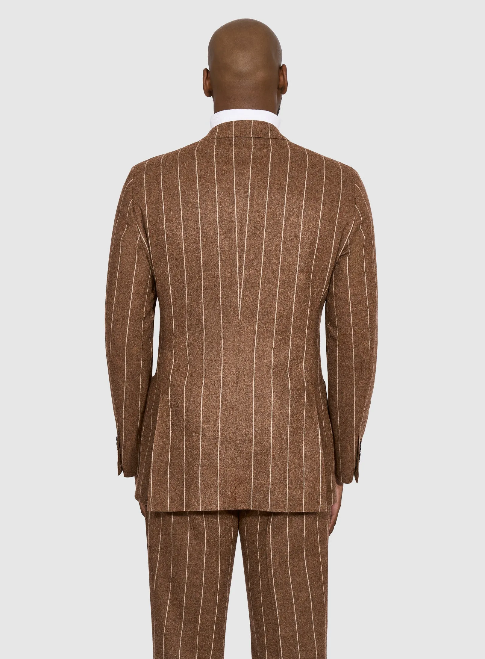 New SUITREVIEW Elmhurst Ginger Chalkstripe Wool and Cashmere DB Suit - Size 40L