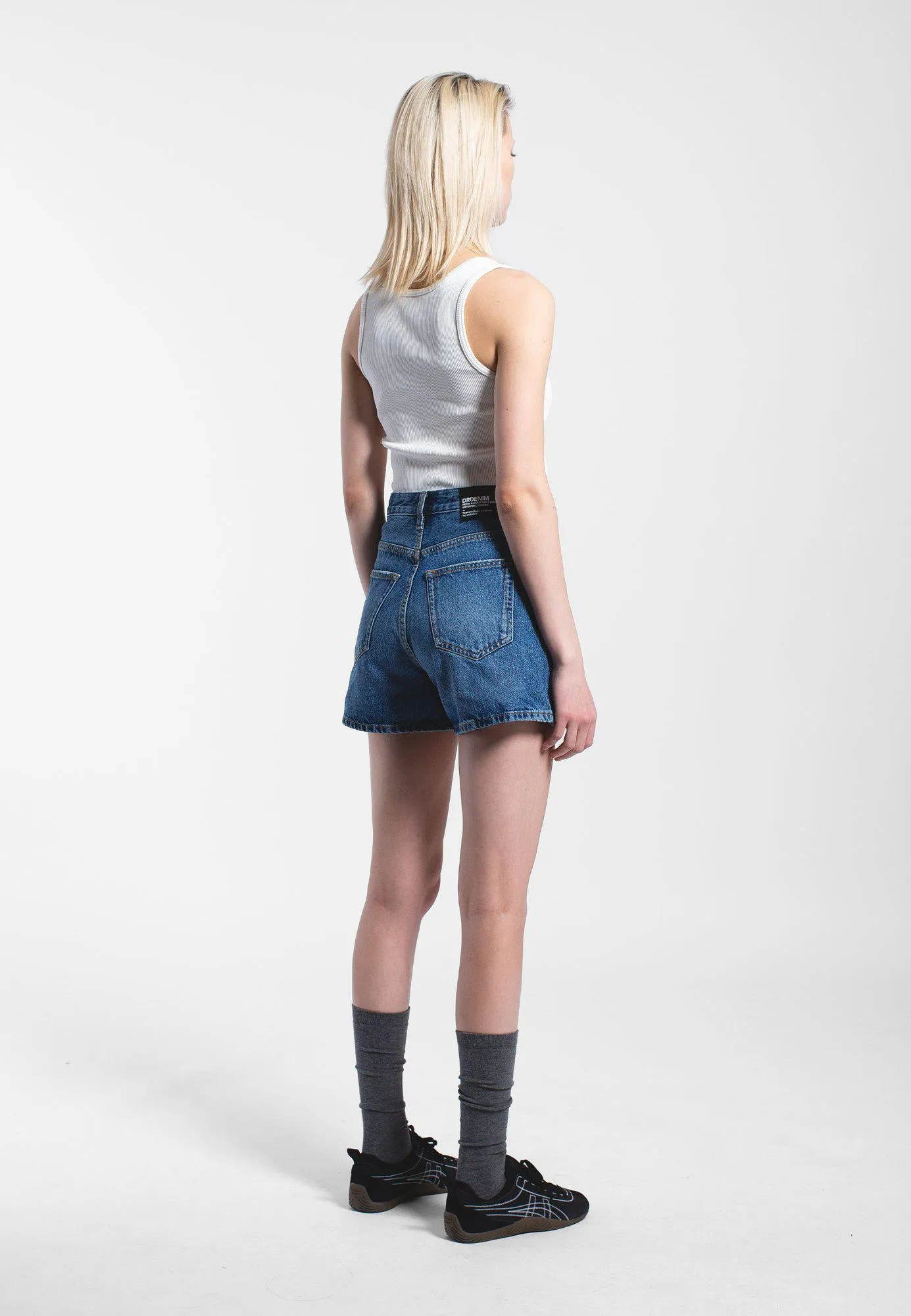 Nora Shorts - Stream Mid Used