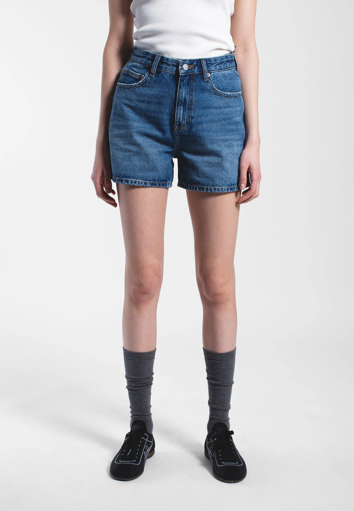 Nora Shorts - Stream Mid Used
