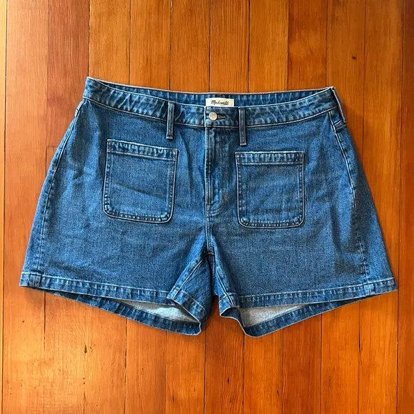 NWOT -Madewell - Plus Curvy Patch-Pocket Denim Shorts in Earlwood Wash -…