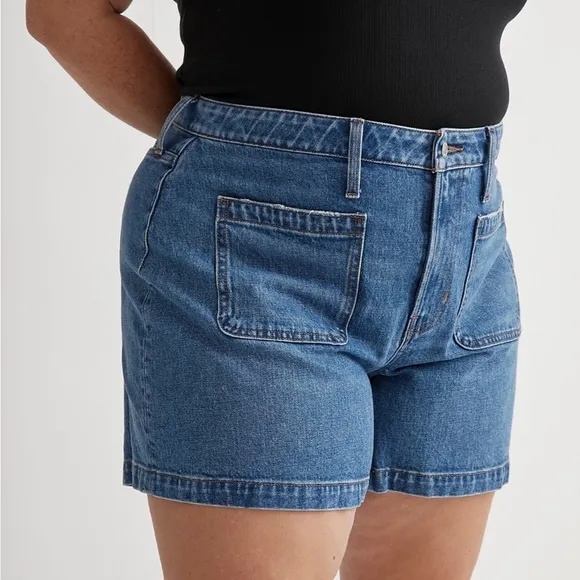 NWOT -Madewell - Plus Curvy Patch-Pocket Denim Shorts in Earlwood Wash -…