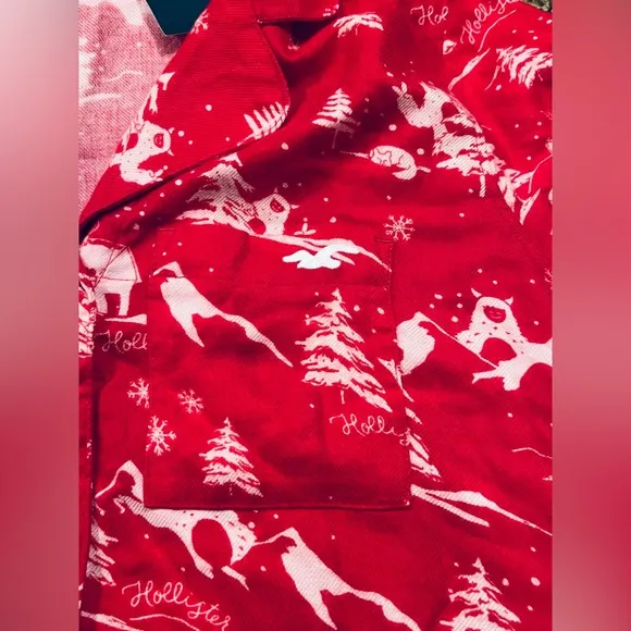 NWT Hollister Christmas Shorts Pajama Set