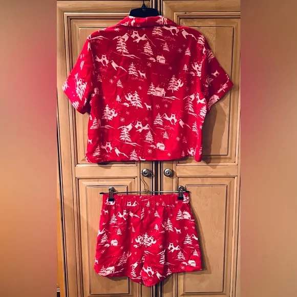 NWT Hollister Christmas Shorts Pajama Set