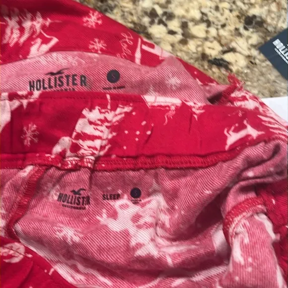 NWT Hollister Christmas Shorts Pajama Set
