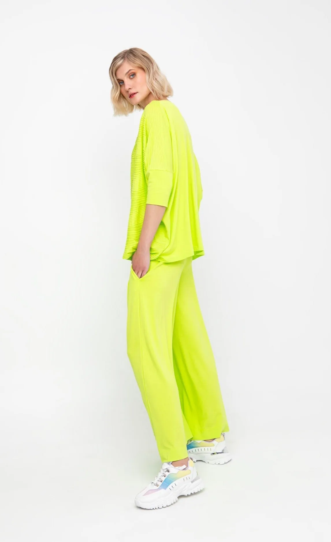 Ozai N Ku Lime Racquet Top