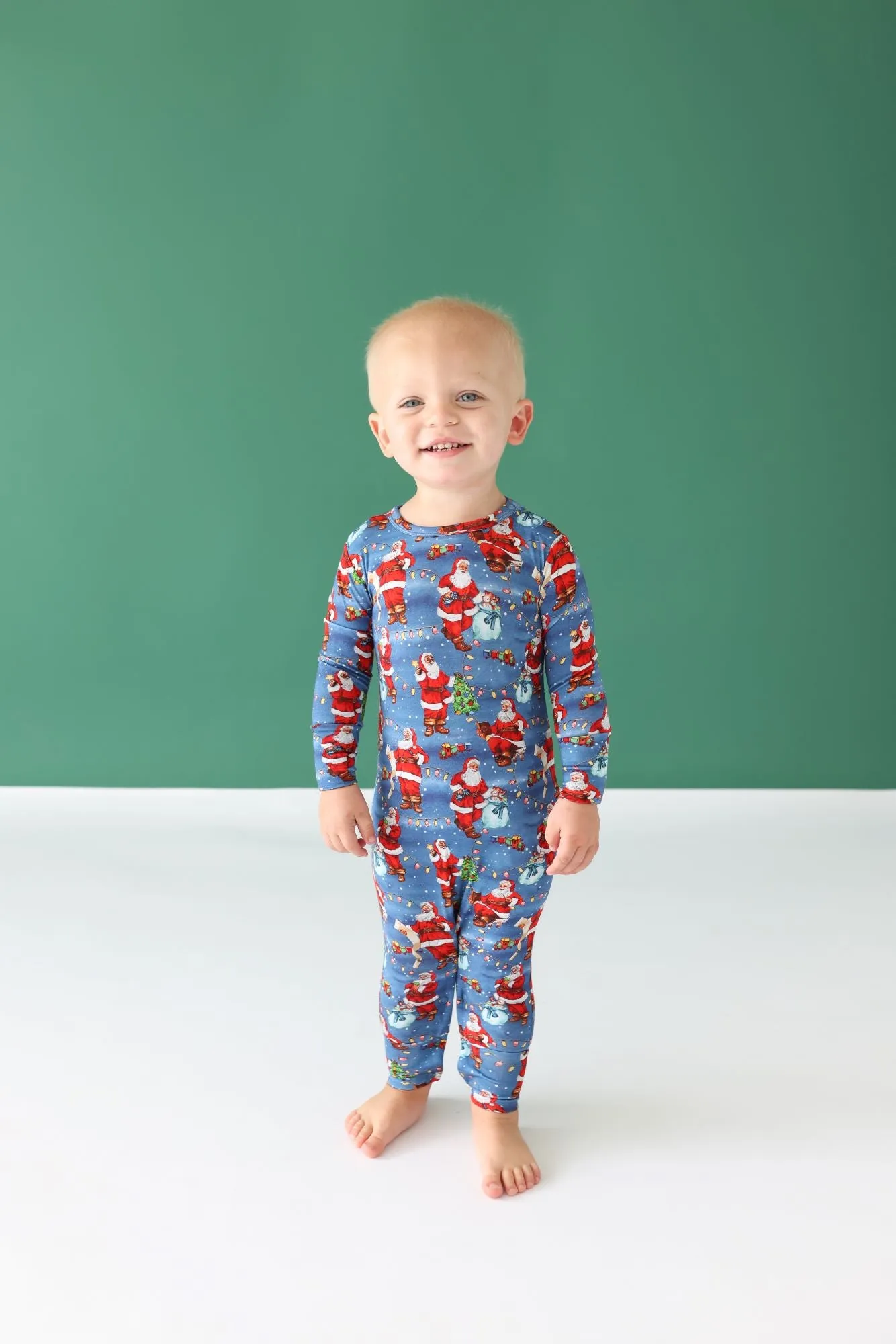 Posh Peanut Santa Claus L/S Basic Loungewear