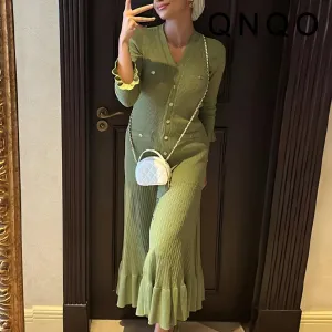 Qnqo | Effortlessly chic knitted dress