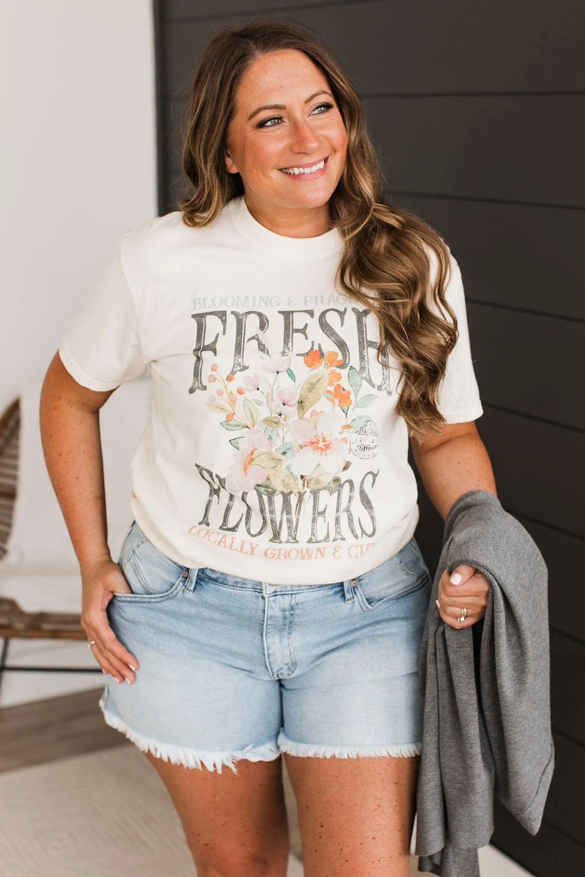 "Fresh Flowers" Graphic Tee- Cream
