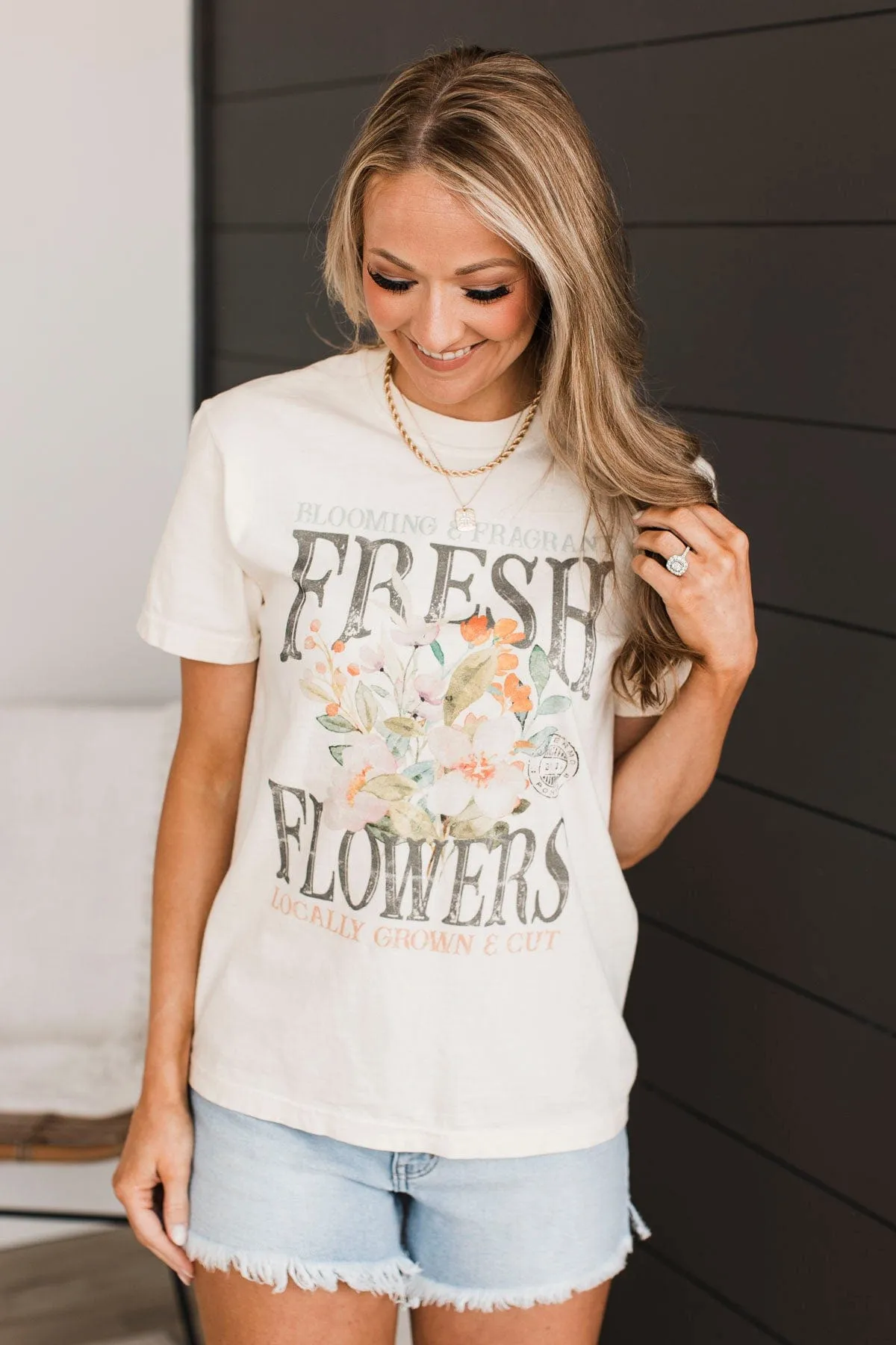 "Fresh Flowers" Graphic Tee- Cream