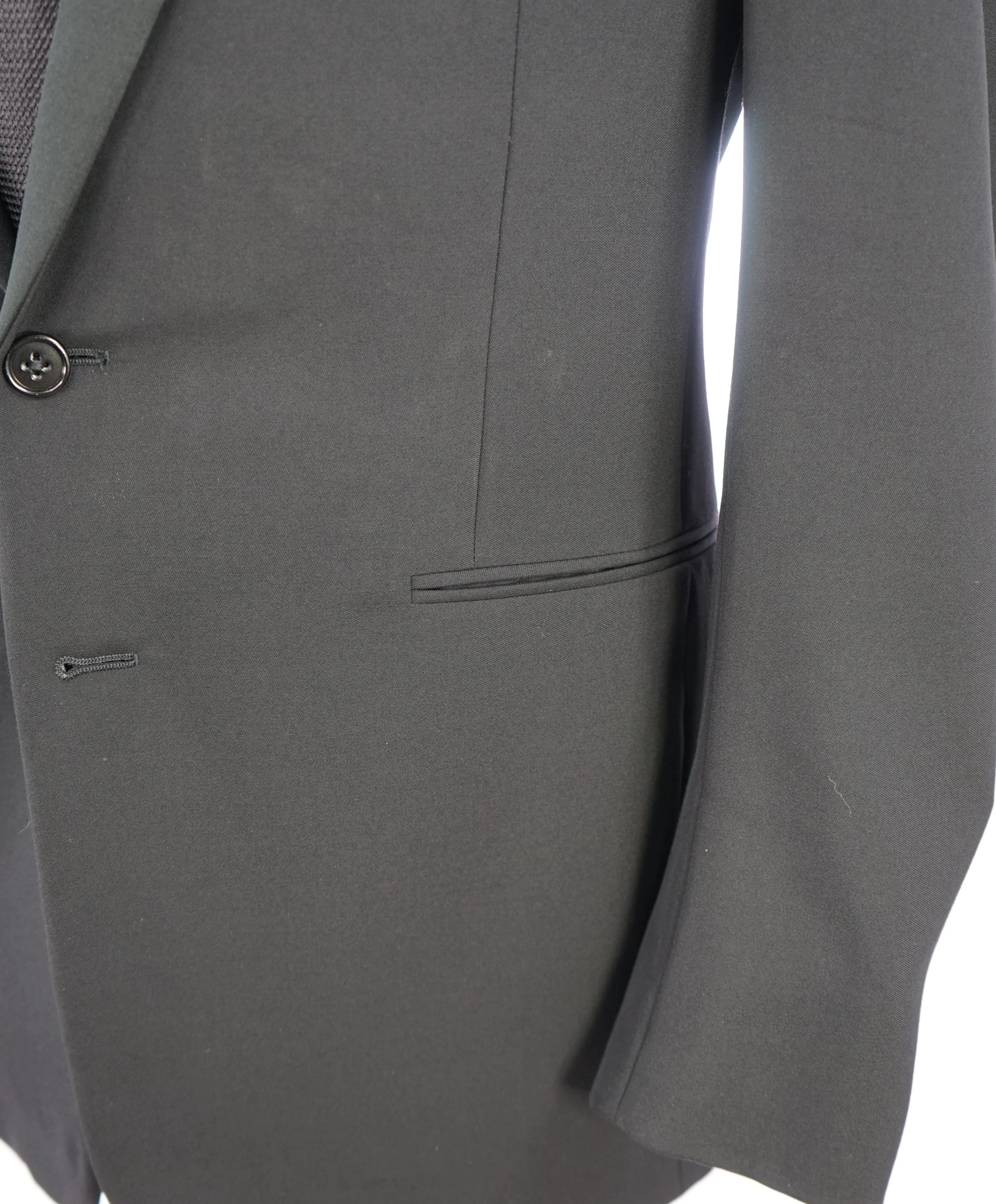 RALPH LAUREN BLACK LABEL - Notch Lapel Black Tuxedo Suit With Side Tabs - 40R