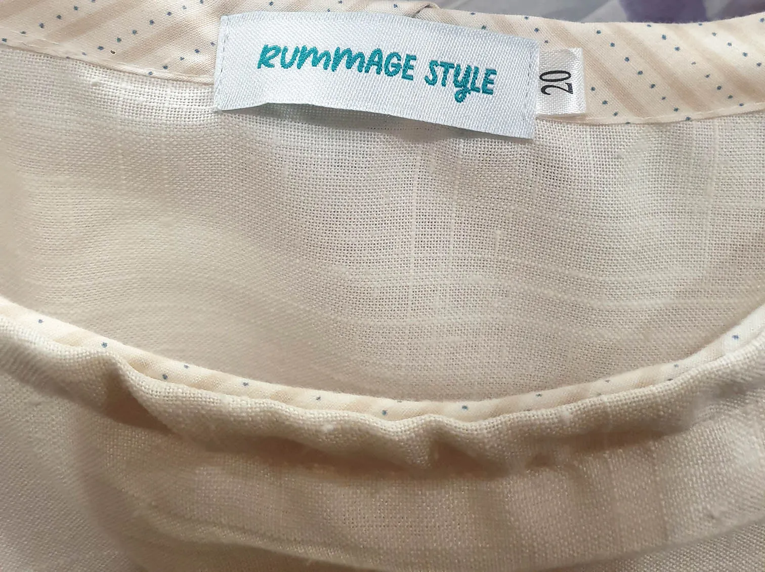 Rummage style cream top size 20