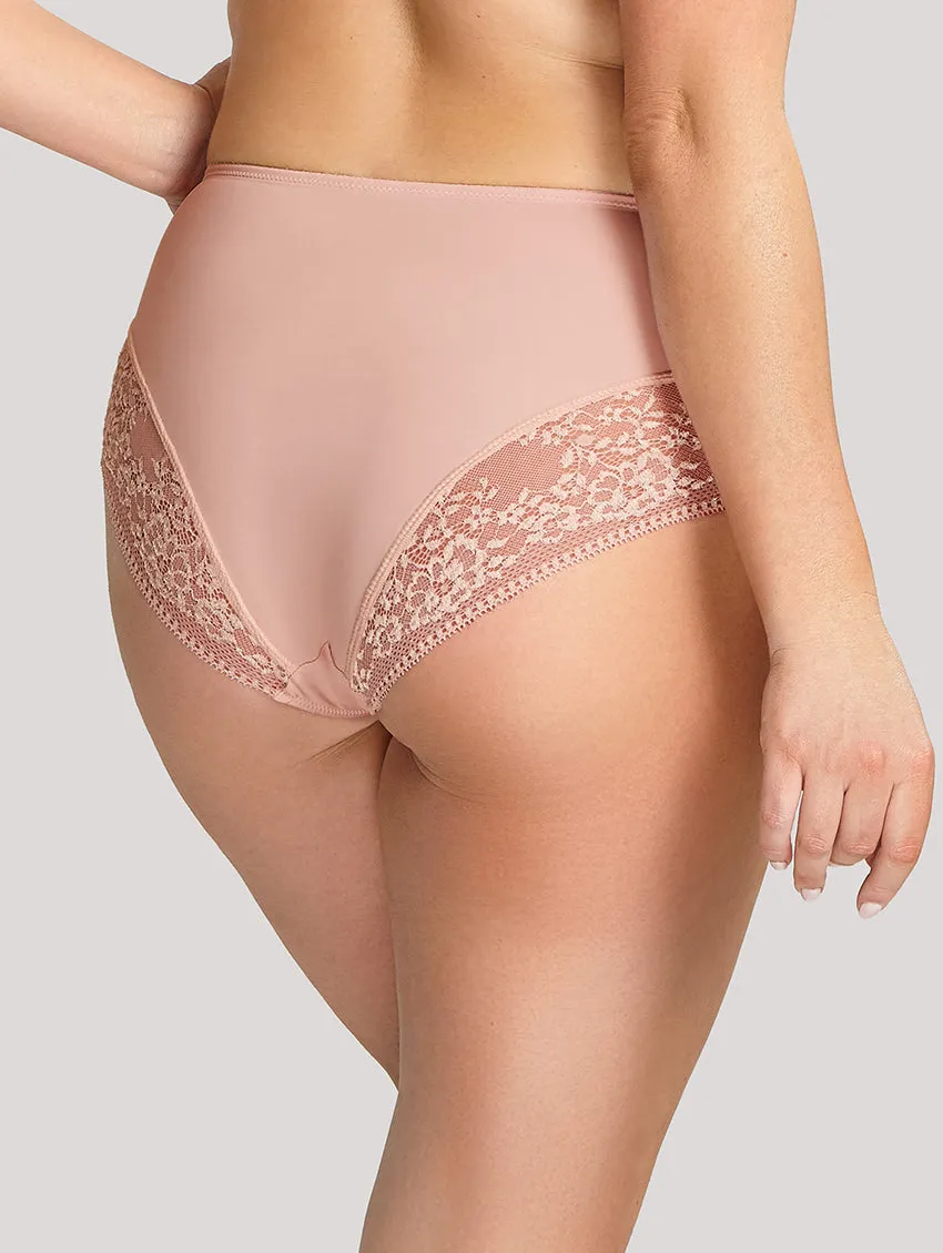 Sculptresse Roxie Brief