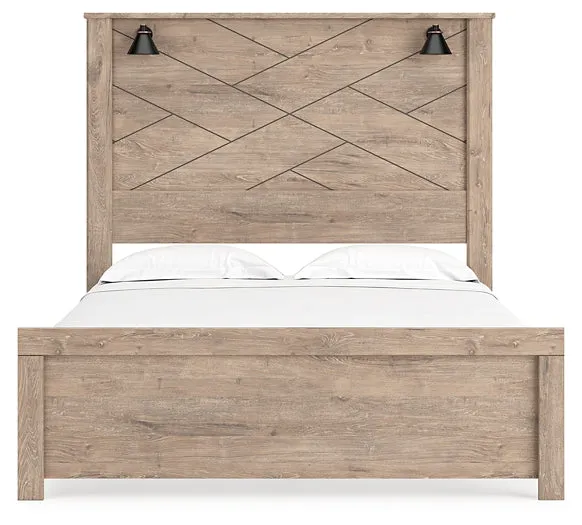 Senniberg Queen Panel Bed with Mirrored Dresser, Chest and Nightstand
