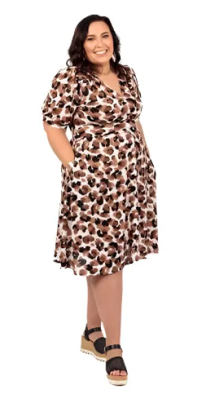 Skyler - Cream Black Brown Cheetah Print