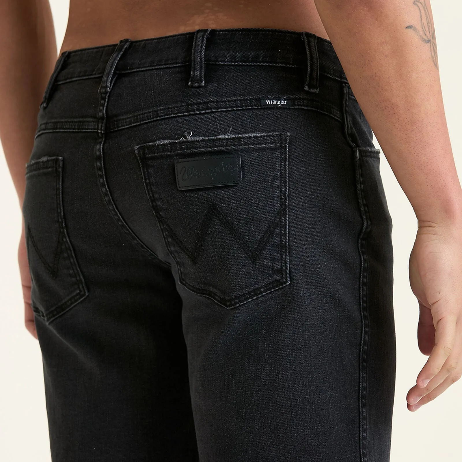 Smith Short | Ashen Black