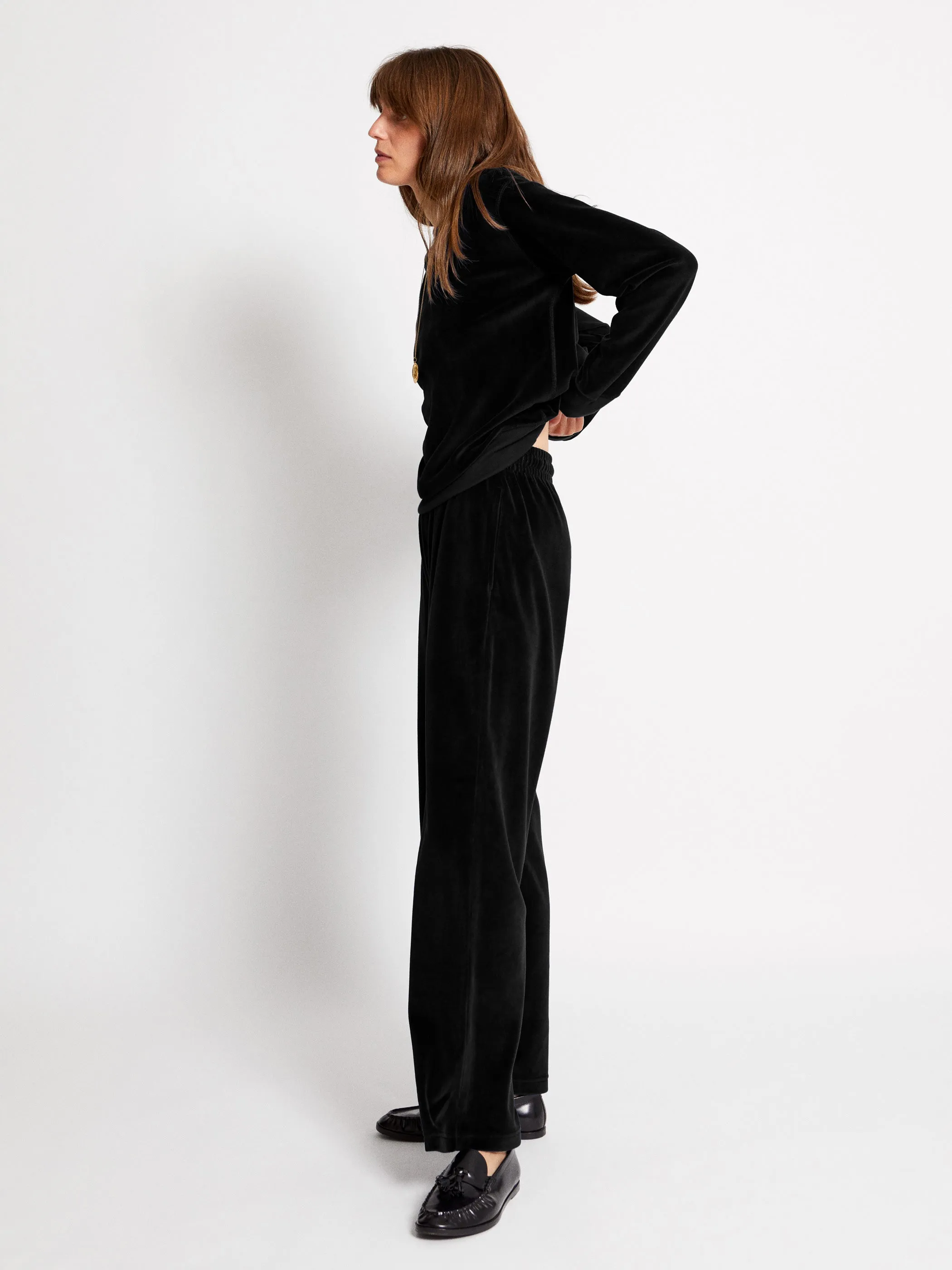 The Anytime Unisex Trackpants in Velour