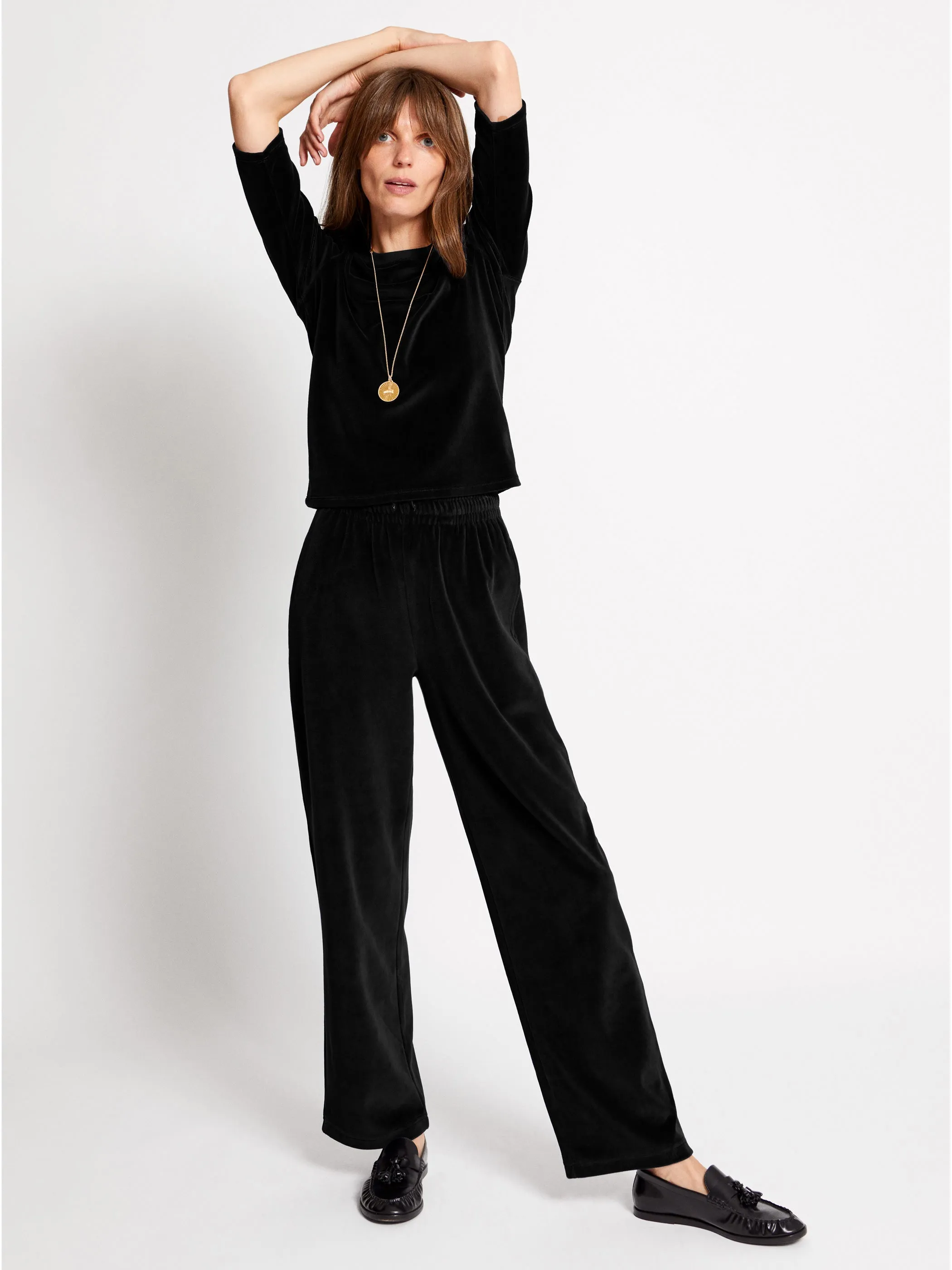 The Anytime Unisex Trackpants in Velour