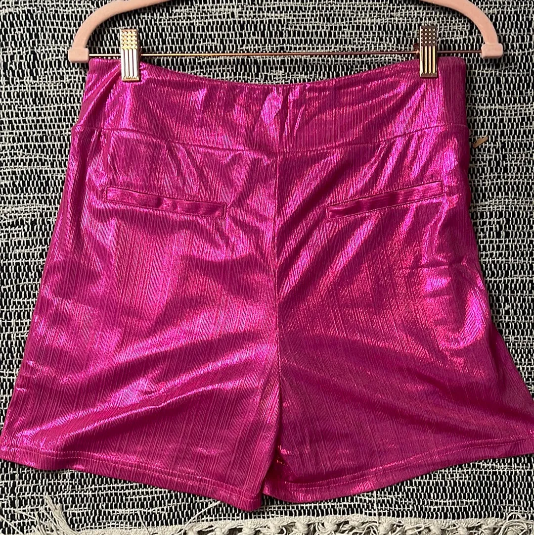 The Dolly Shorts in Pink